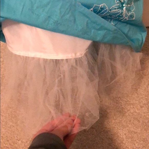 Girls Formal Sequin Dress - Picture 3 of 6